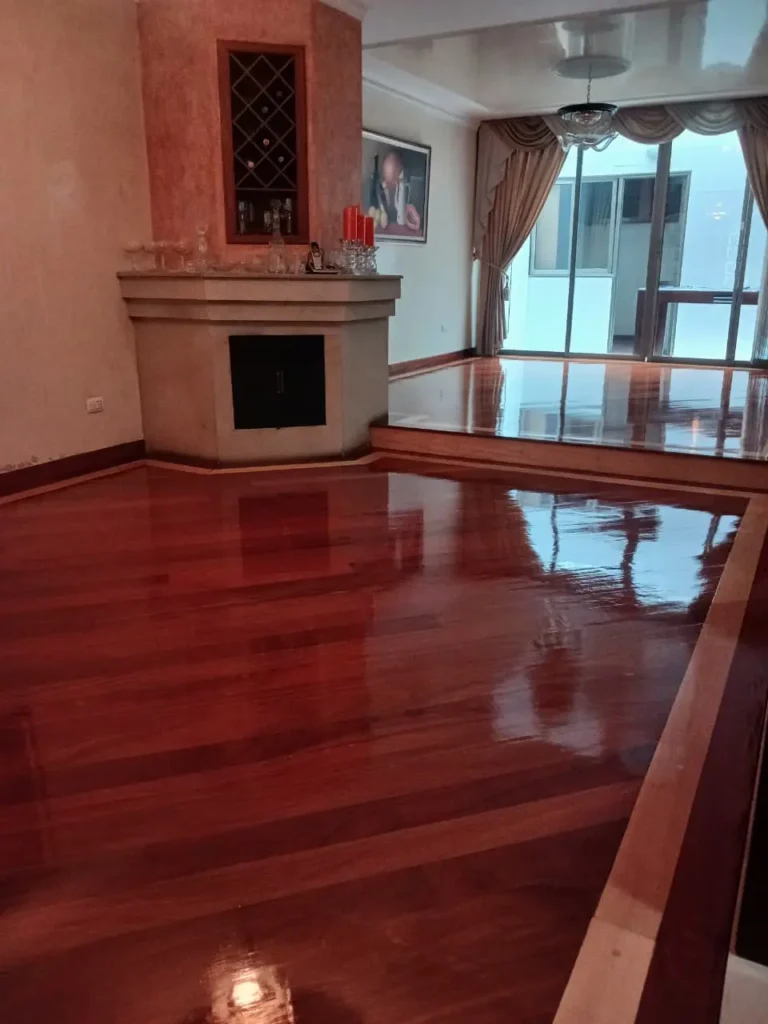 Proyecto de Ober Avila - Pisos laminados