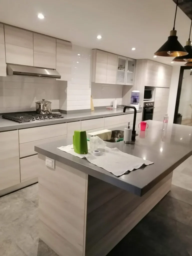 Proyecto de Jorge Valbuena - Cocinas integrales