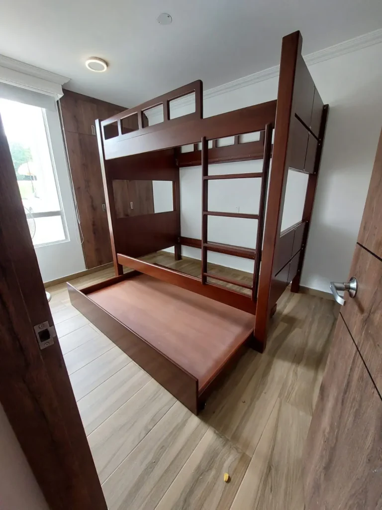 Proyecto de Jose Valencia - Carpinteros a domicilio