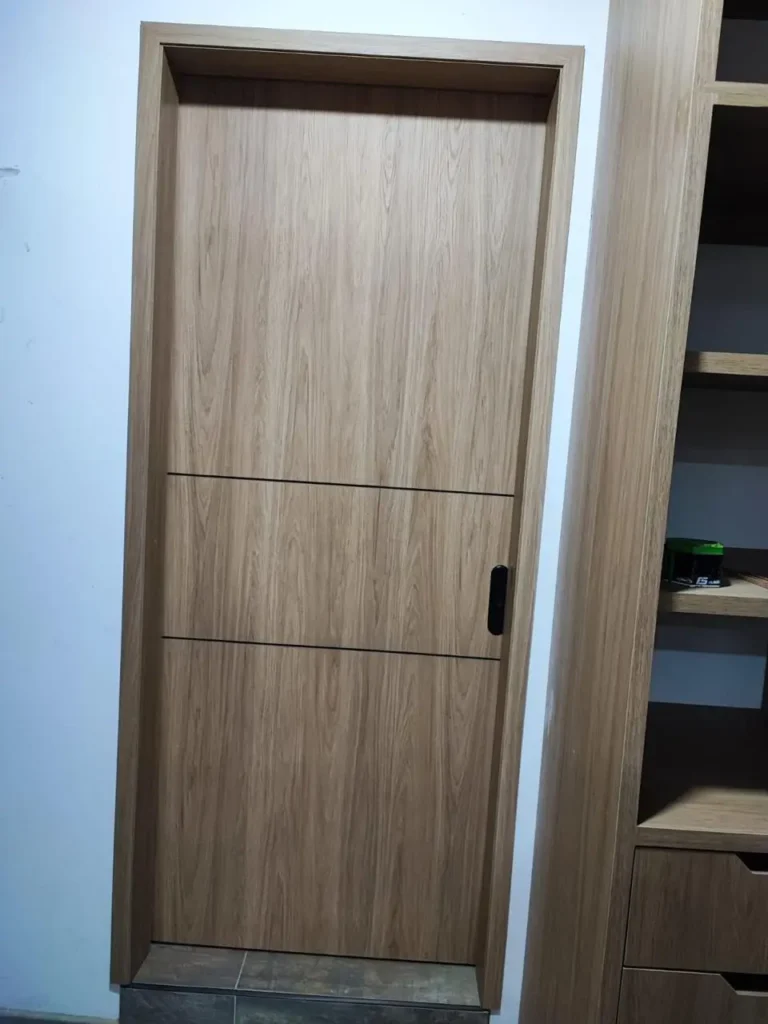 Fábrica de puertas en madera