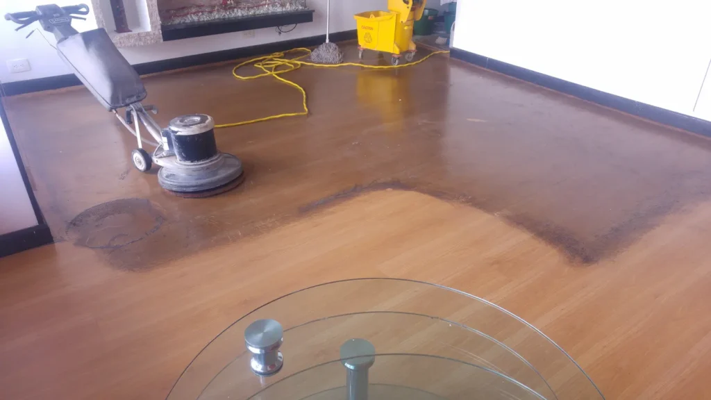 Proyecto de Andrés Martínez - Pisos laminados